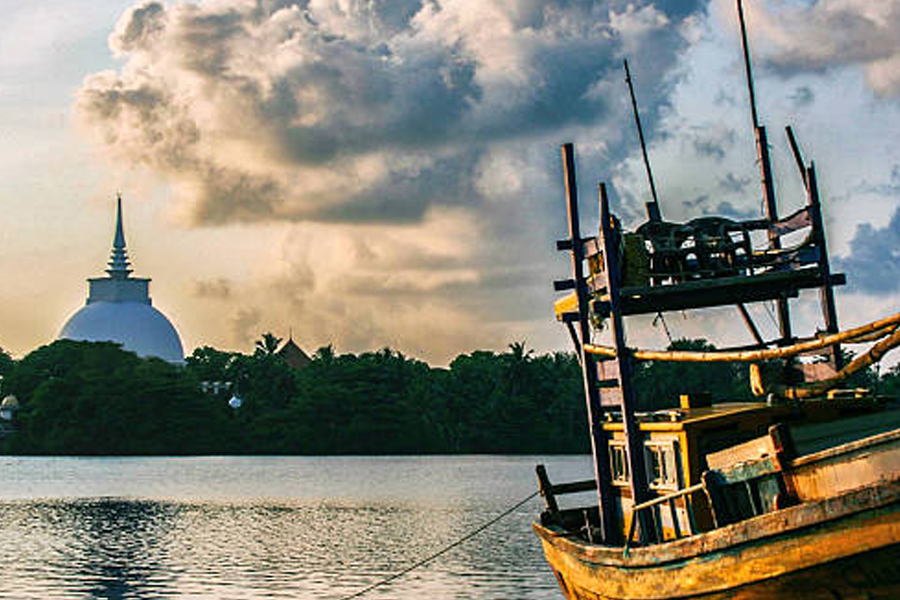 Kalutara Temple & River Safari Day Tour