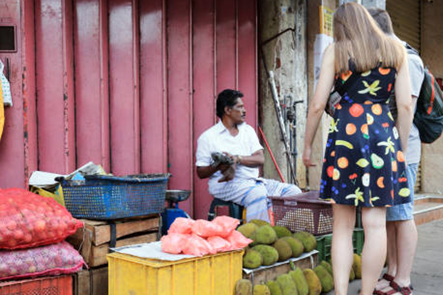 Kandy Market Tour & Traditional Cooking Demonstration