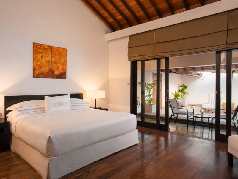 Courtyard Room