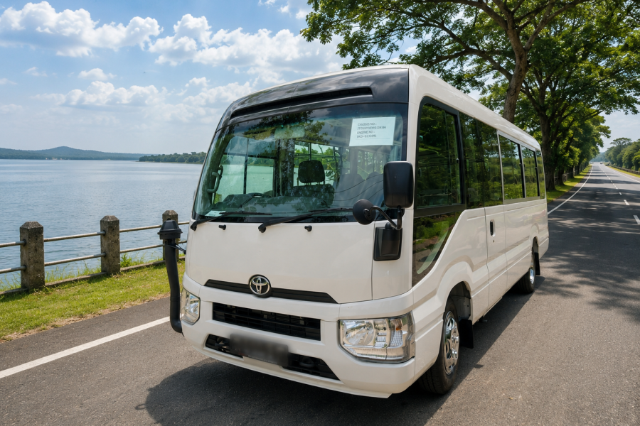 Mini-Coach (Coaster) – Convenient Transport for Medium-Sized Groups